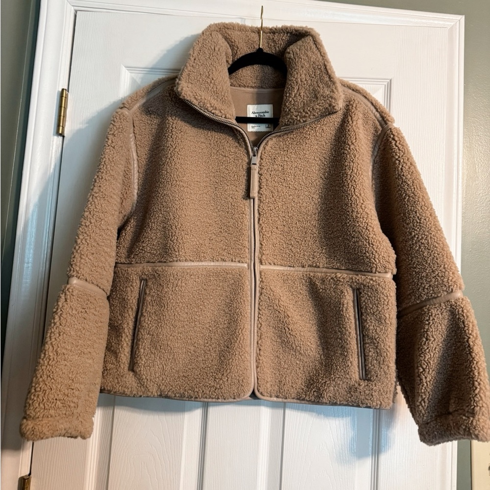Abercrombie & Fitch Sherpa Mock Neck Full Zip Jacket